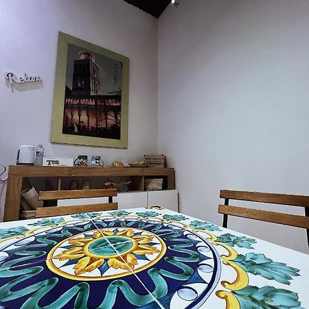 One Hospitality Home Σαλέρνο Εξωτερικό φωτογραφία
