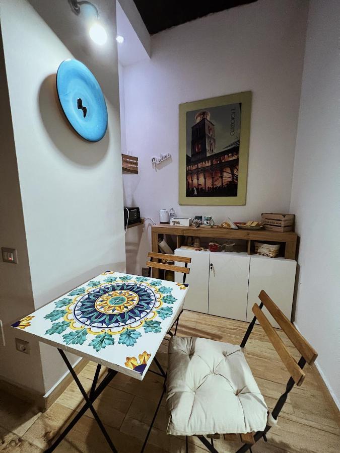 One Hospitality Home Σαλέρνο Εξωτερικό φωτογραφία